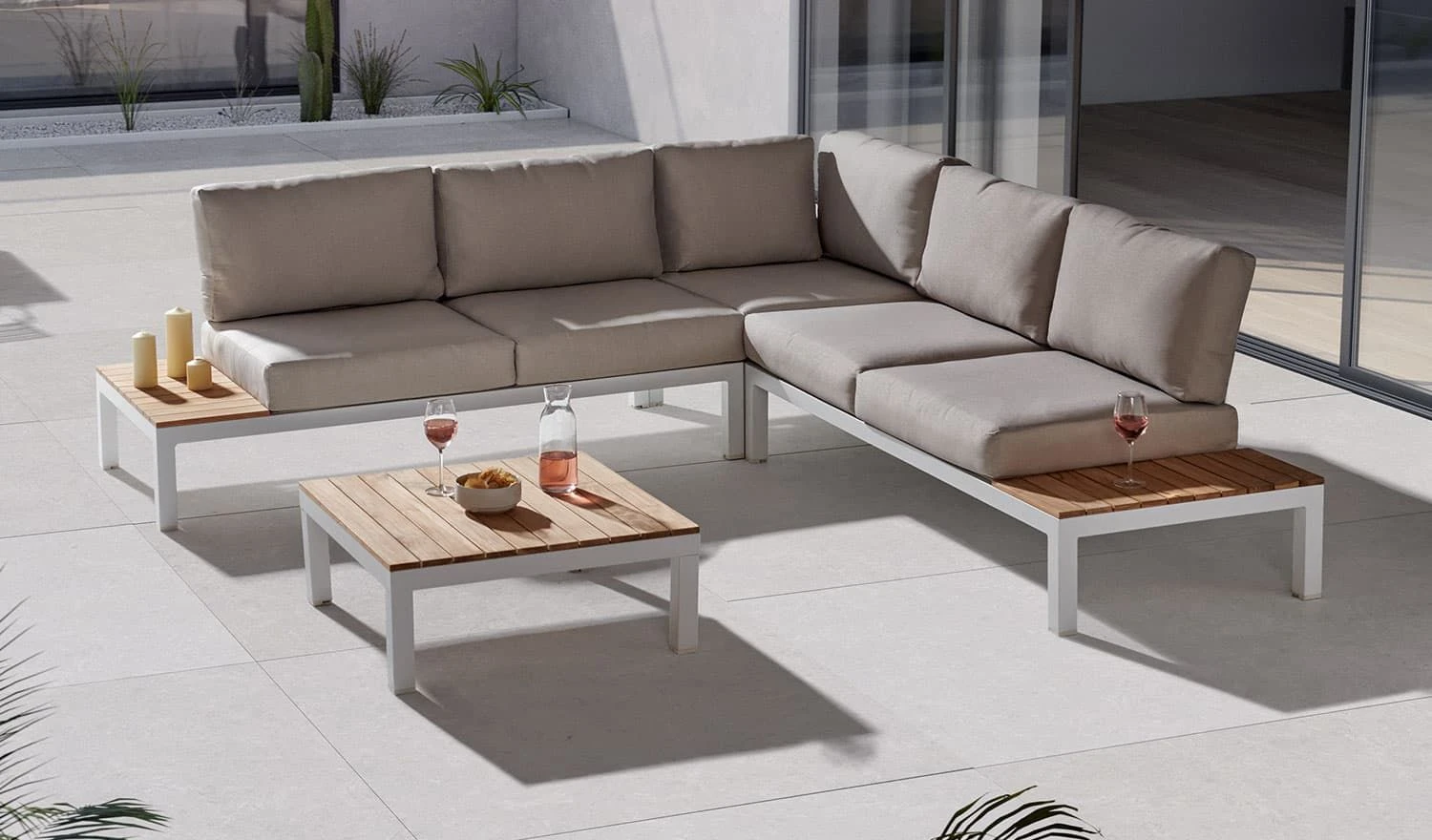 Kettler - Elba Standard Low Lounge Corner Set White - Alton Garden Centre 3 Kettler - Elba Standard Low Lounge Corner Set White - Alton Garden Centre