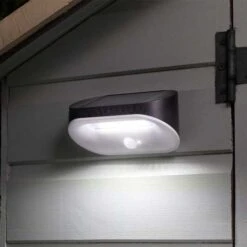 Smart Solar Sentry Light PIR 200L - Alton Garden Centre