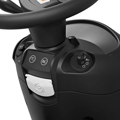 STIHL RT 5097 37" Petrol Ride-On Lawnmower - Alton Garden Centre 6 STIHL RT 5097 37" Petrol Ride-On Lawnmower - Alton Garden Centre - Image 4