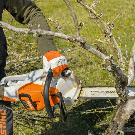 STIHL MSA 220 C-BQ 14" Cordless Chainsaw TOOL ONLY - Alton Garden Centre 6 STIHL MSA 220 C-BQ 14" Cordless Chainsaw TOOL ONLY - Alton Garden Centre - Image 4