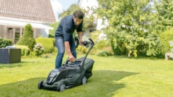 BOSCH AdvancedRotak 750 45cm Electric Lawnmower - Alton Garden Centre 10 BOSCH AdvancedRotak 750 45cm Electric Lawnmower - Alton Garden Centre -Konstsmidy Shop Bosch Advanced Rotak 750 4