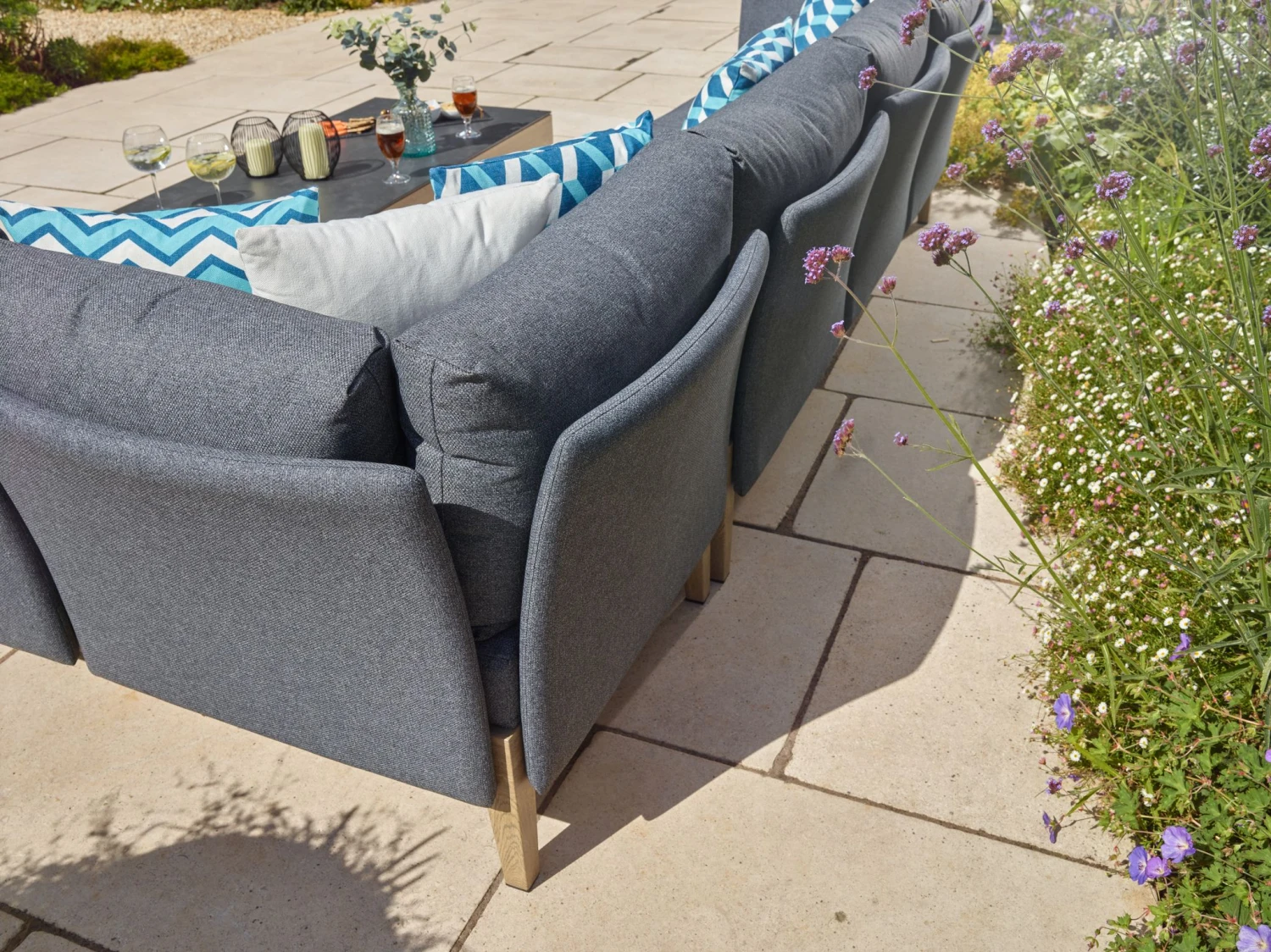 Bramblecrest - Volterra Lounge Set - Alton Garden Centre 6 Bramblecrest - Volterra Lounge Set - Alton Garden Centre - Image 4