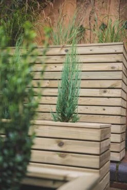 Forest - Linear Planter Long - Alton Garden Centre -Konstsmidy Shop LINPL120 4 1 684x1024 1