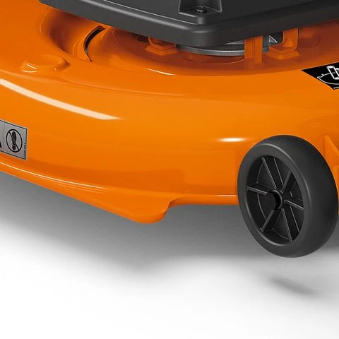 STIHL RT 5097 37" Petrol Ride-On Lawnmower - Alton Garden Centre 5 STIHL RT 5097 37" Petrol Ride-On Lawnmower - Alton Garden Centre - Image 3