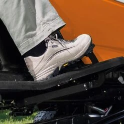 STIHL RT 5097 37" Petrol Ride-On Lawnmower - Alton Garden Centre 14 STIHL RT 5097 37" Petrol Ride-On Lawnmower - Alton Garden Centre -Konstsmidy Shop dd0eade480534fdf91a5349d66a0dd7a