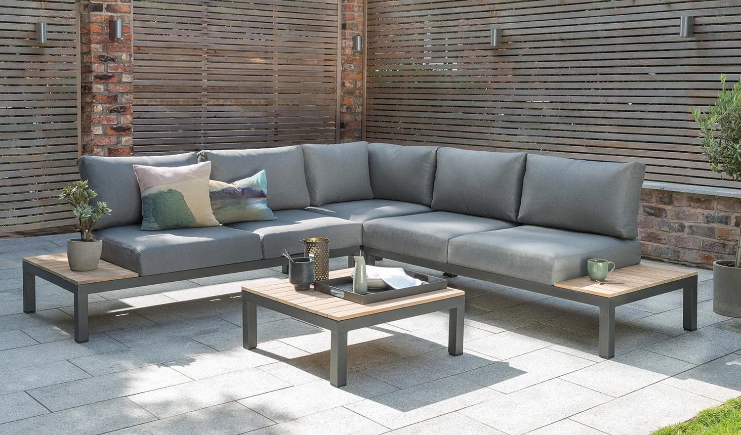 Kettler - Elba Standard Low Lounge Corner Set Grey - Alton Garden Centre 3 Kettler - Elba Standard Low Lounge Corner Set Grey - Alton Garden Centre