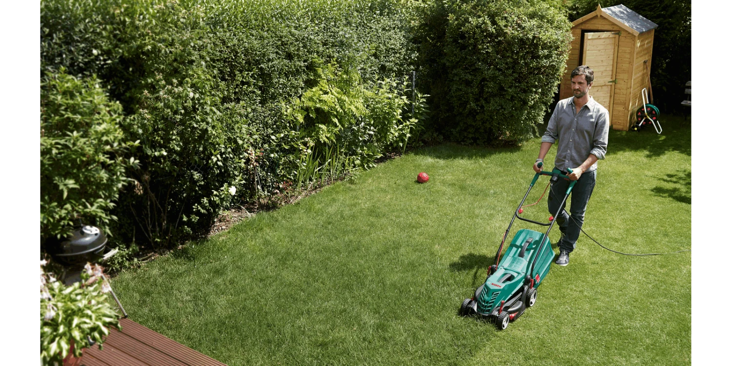 BOSCH Rotak 34 R 13" Electric Lawnmower - Alton Garden Centre 4 BOSCH Rotak 34 R 13" Electric Lawnmower - Alton Garden Centre - Image 2