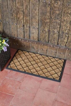 Rubber Cast Mats Diamond - Alton Garden Centre