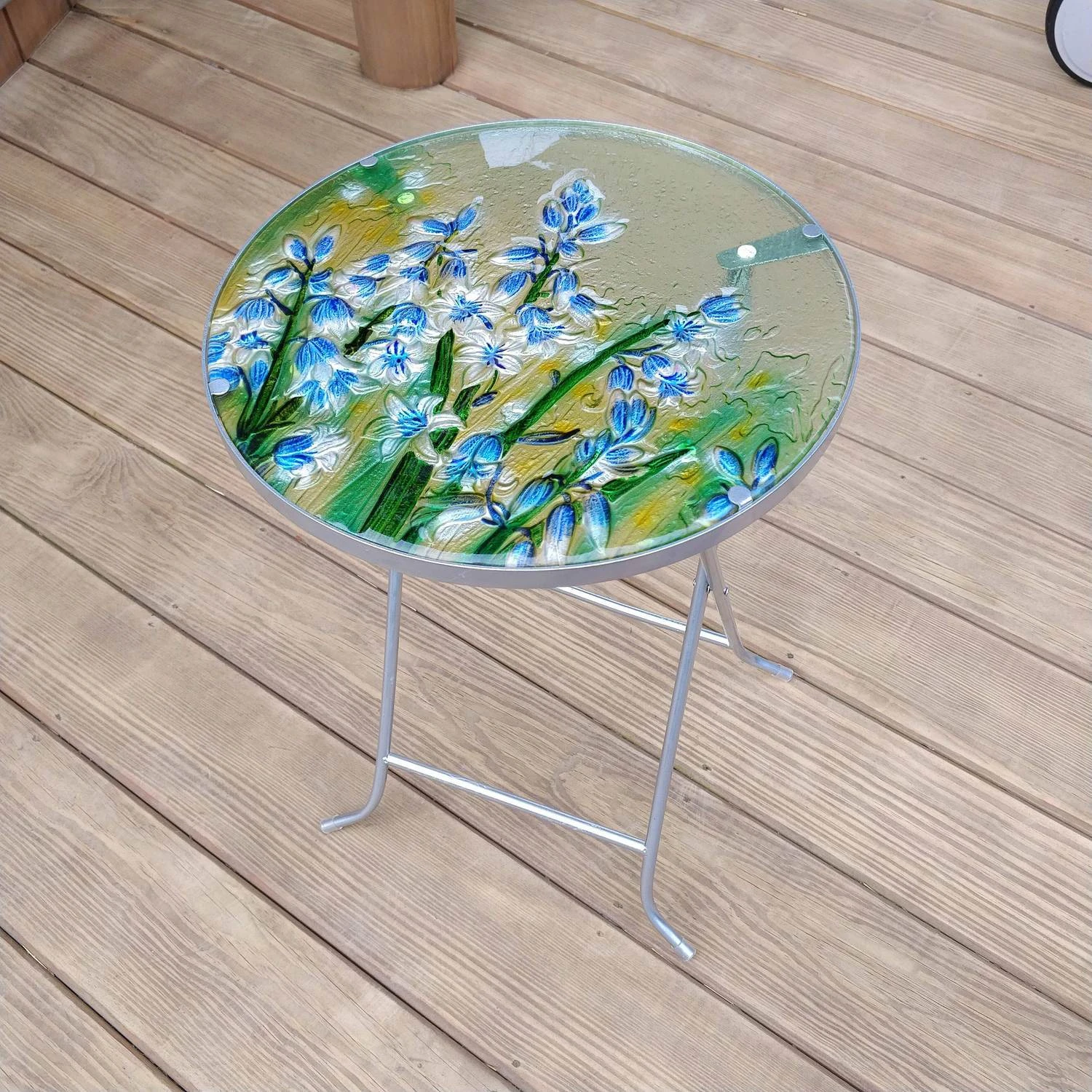Smart Garden - Bluebell Folding Glass Table - Alton Garden Centre 5 Smart Garden - Bluebell Folding Glass Table - Alton Garden Centre - Image 3